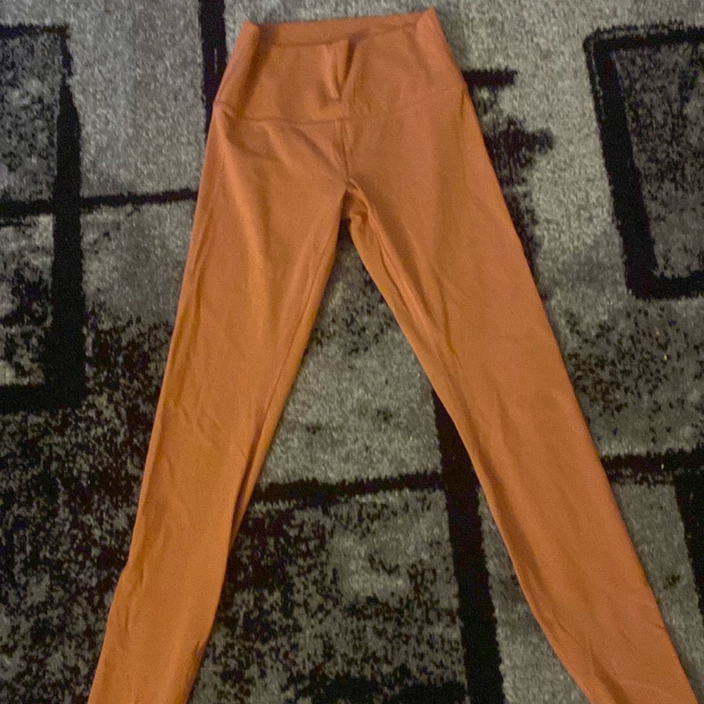 Size 6 lulu lemon leggings